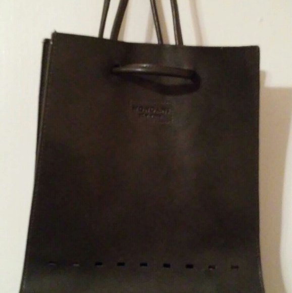 Mondani Handbags - Hunter green backpack purse Mondani Handbags - Hunter green backpack purse
